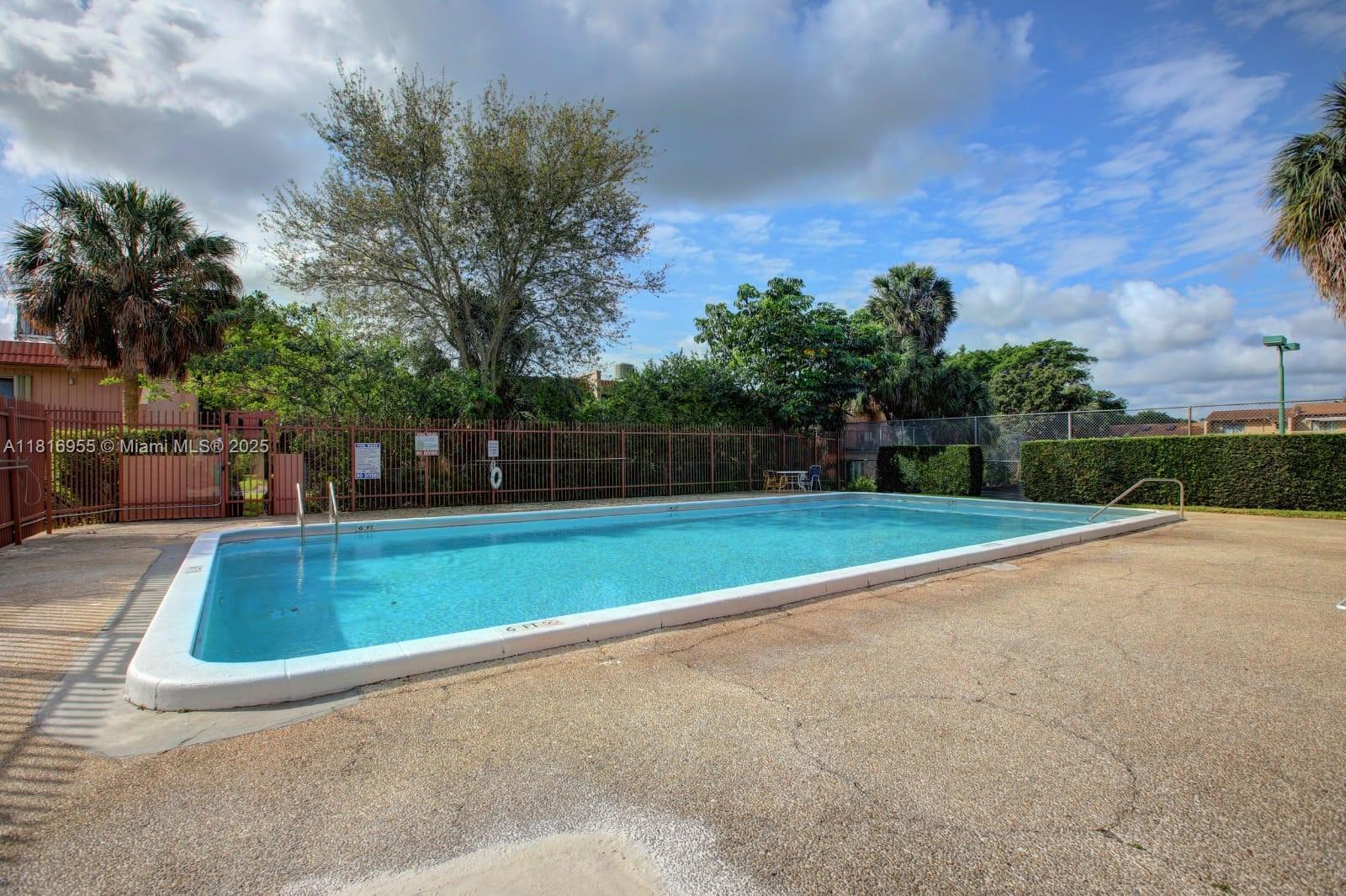 VALENCIA VILLAGE CONDO PH - Residential