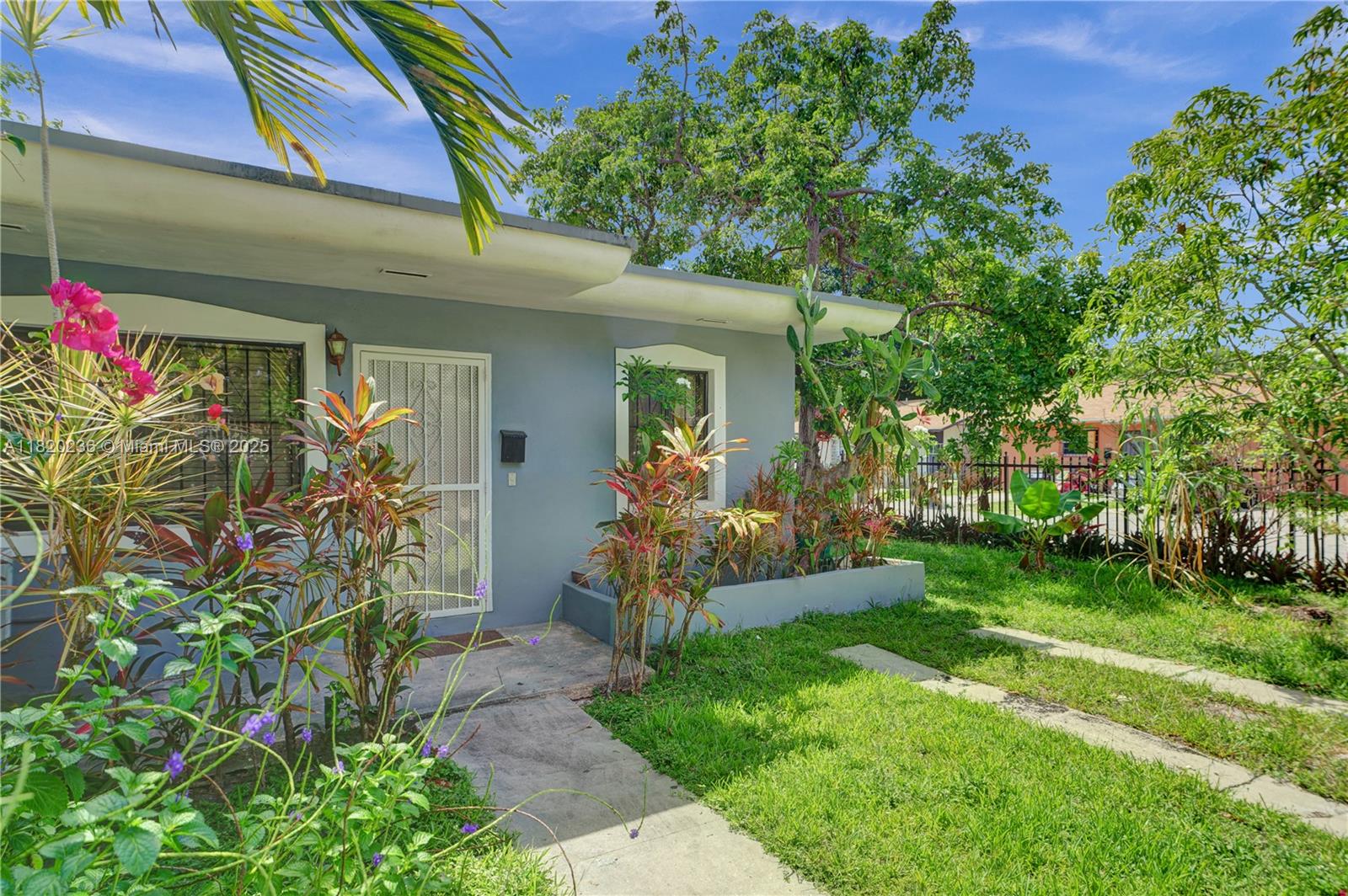 EMERALD CT 1ST ADDN - Residential Income