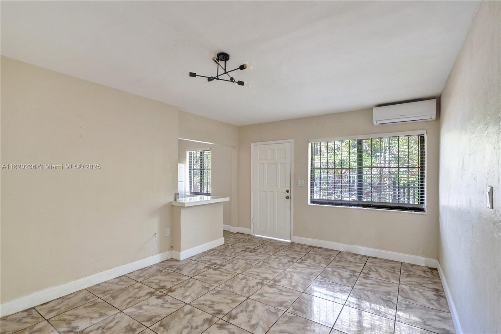 EMERALD CT 1ST ADDN - Residential Income