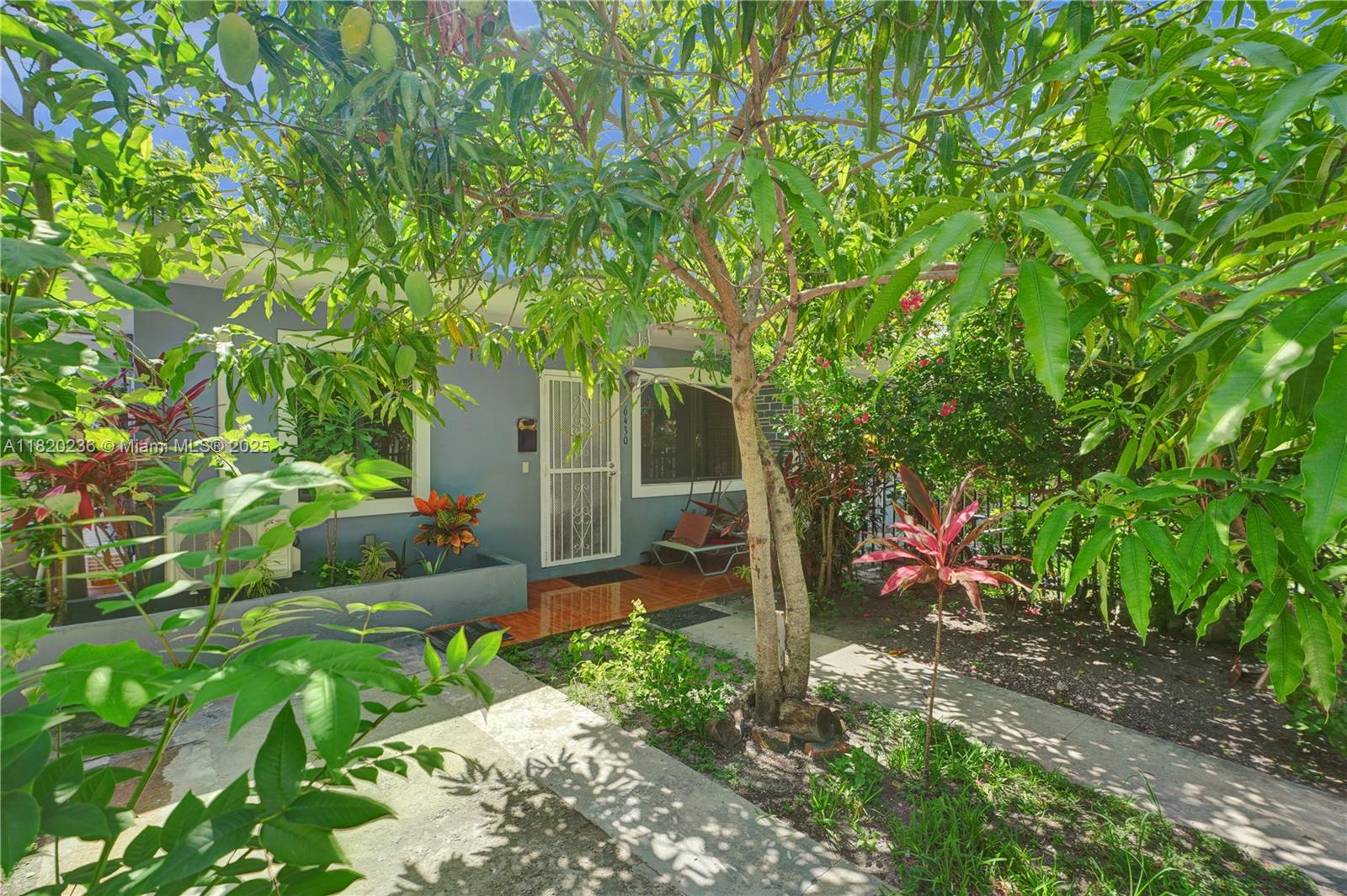 EMERALD CT 1ST ADDN - Residential Income