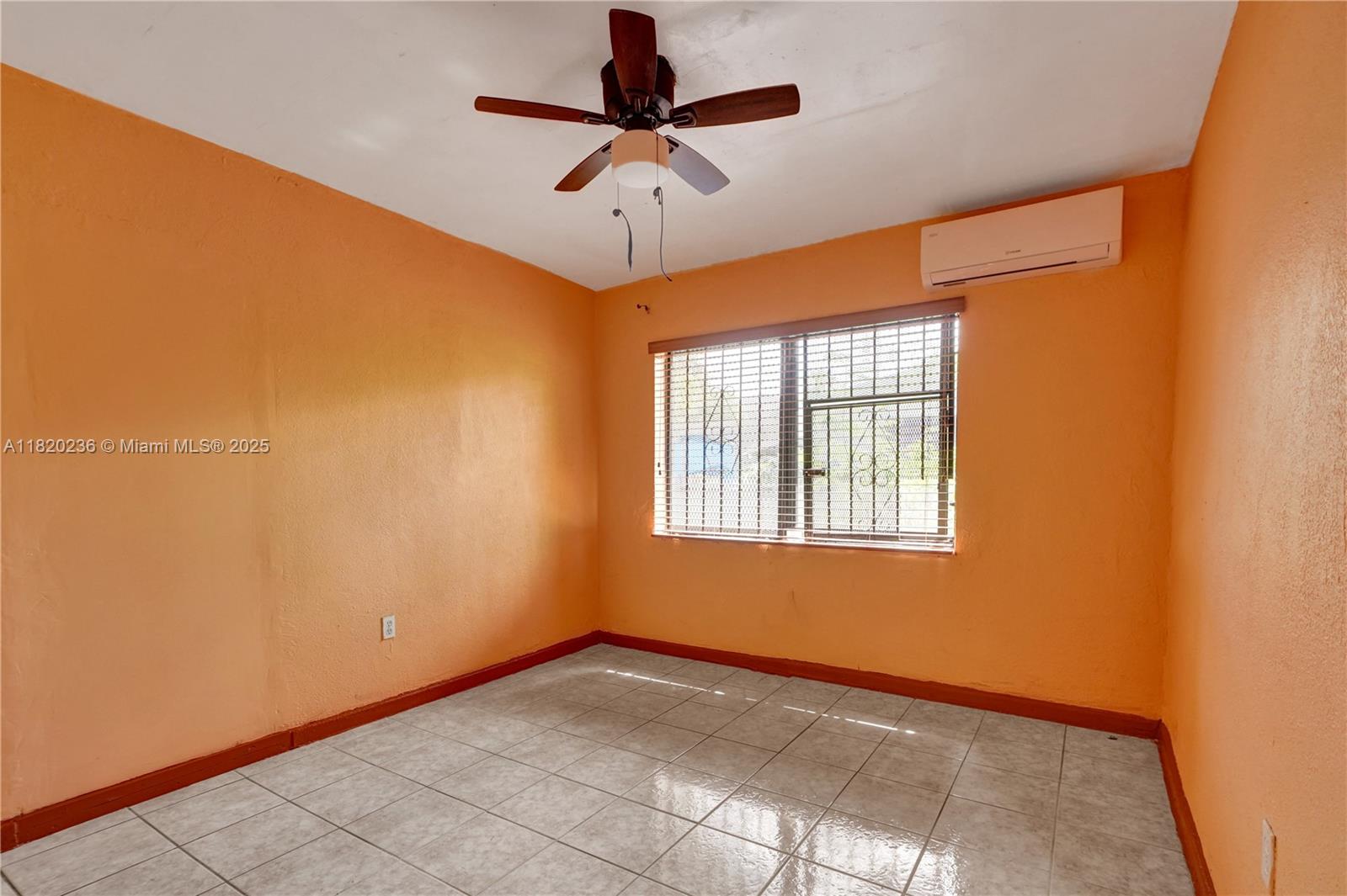 EMERALD CT 1ST ADDN - Residential Income