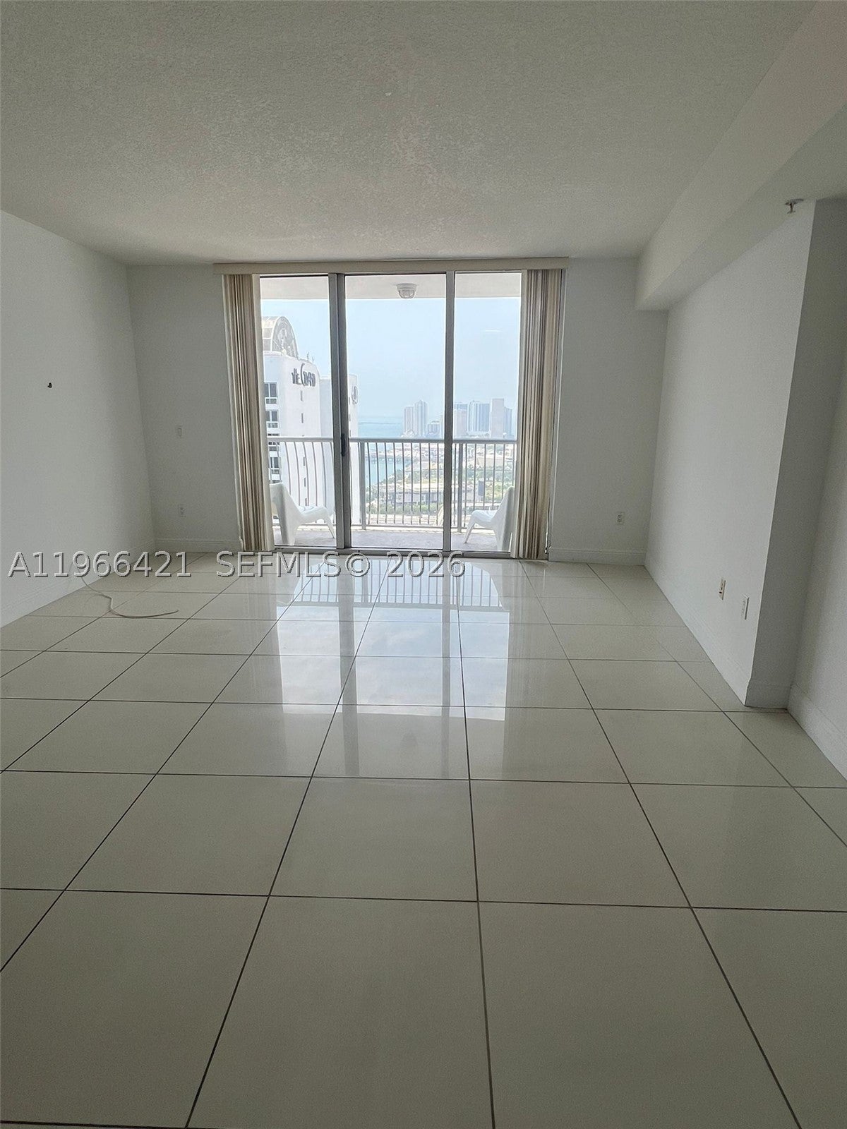 1750 N Bayshore Dr 3808