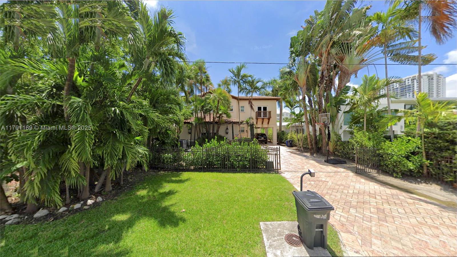 1420 W 21st St, Miami Beach, Miami-Dade County, Florida - 6 Bedrooms  
8 Bathrooms - 