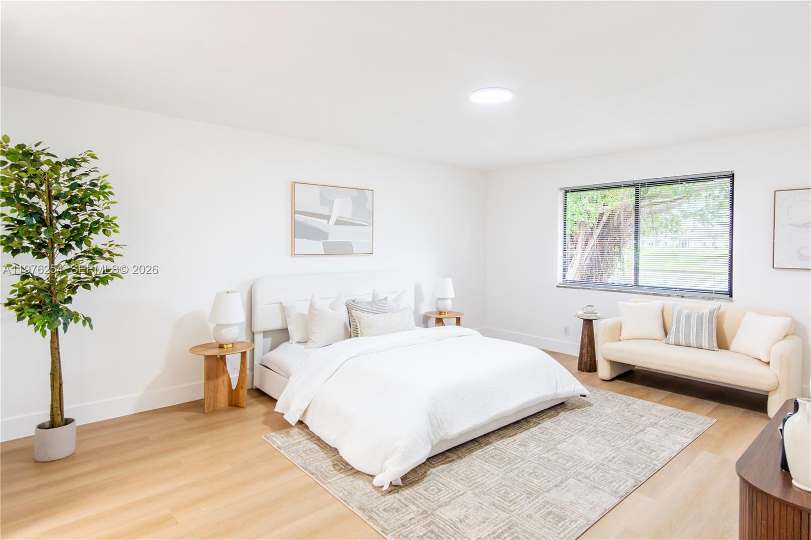 ARROWHEAD GOLF & TENNIS C - Residential