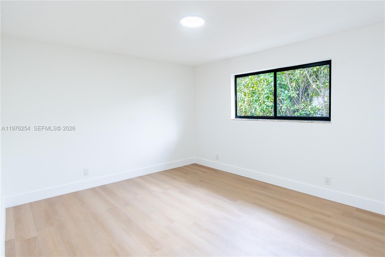 ARROWHEAD GOLF & TENNIS C - Residential