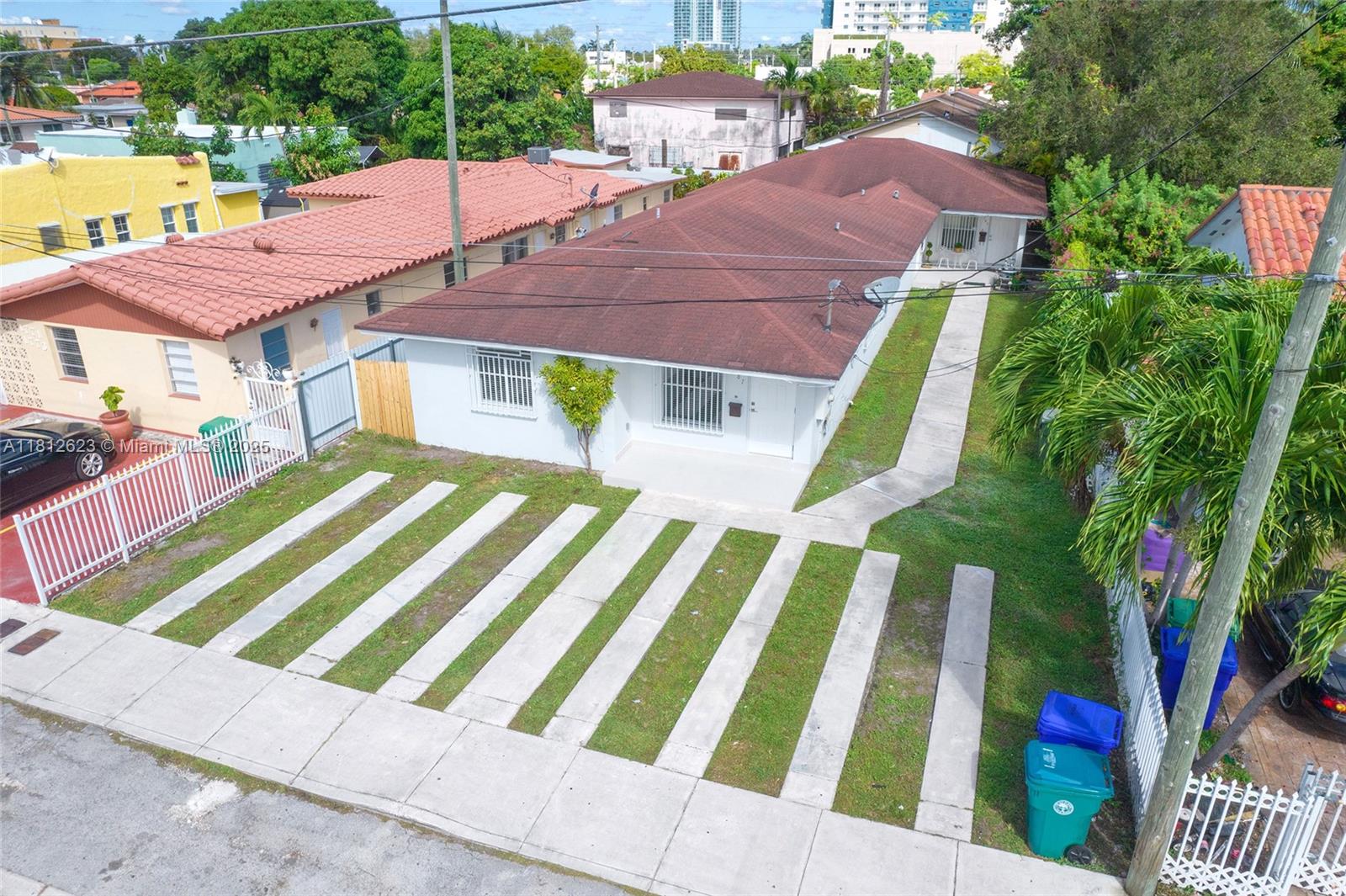 Rental Property at 1765 Nw 4th St 1767, Miami, Broward County, Florida - Bedrooms: 3 
Bathrooms: 2  - $3,300 MO.