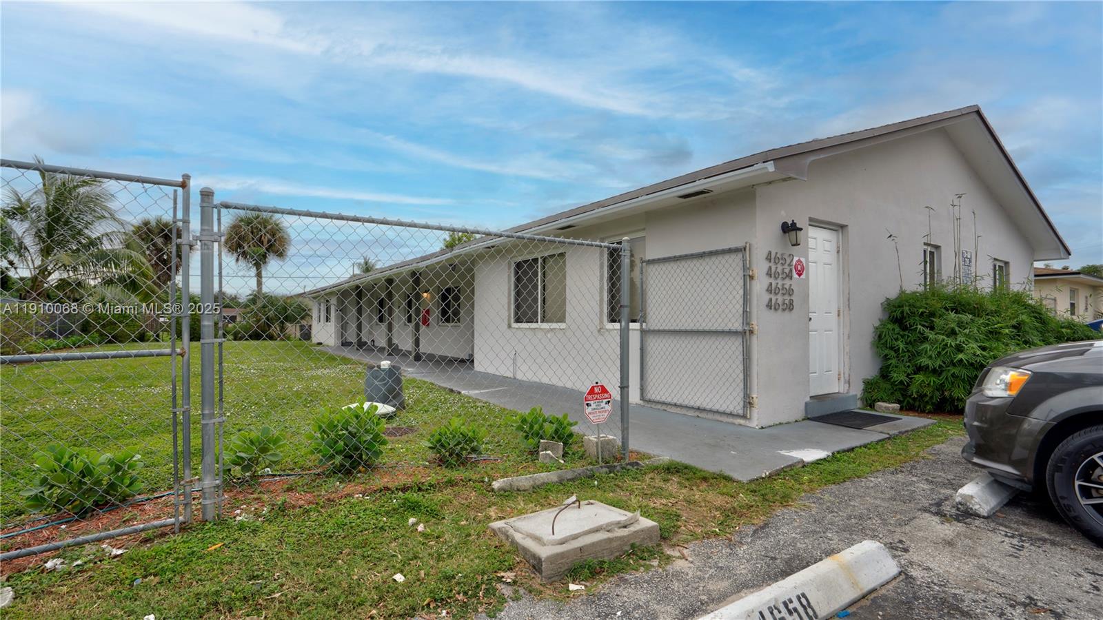 MERLIN PARK REVISED - Residential Lease