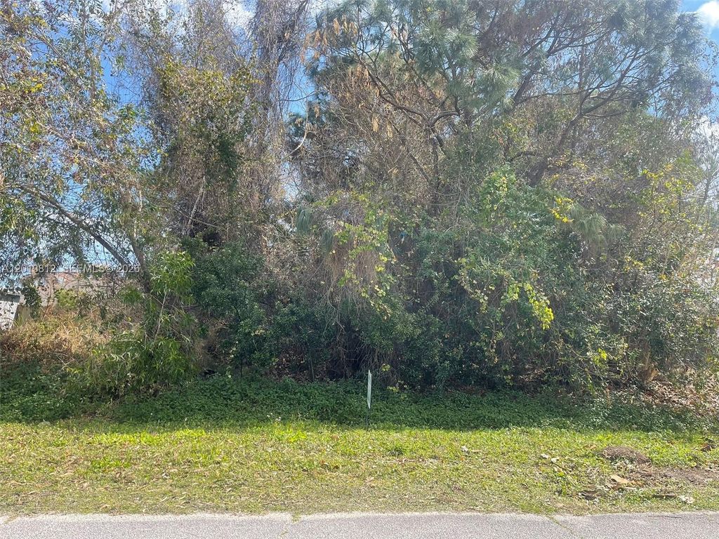 Photo of 1571 Mariana Rd, Port St Lucie, FL 34952 (MLS # A12013812)