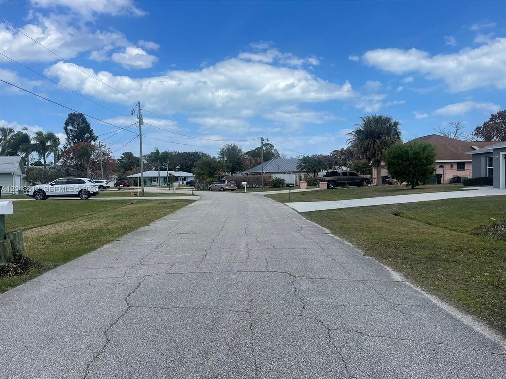 Photo of 1571 Mariana Rd, Port St Lucie, FL 34952 (MLS # A12013812)