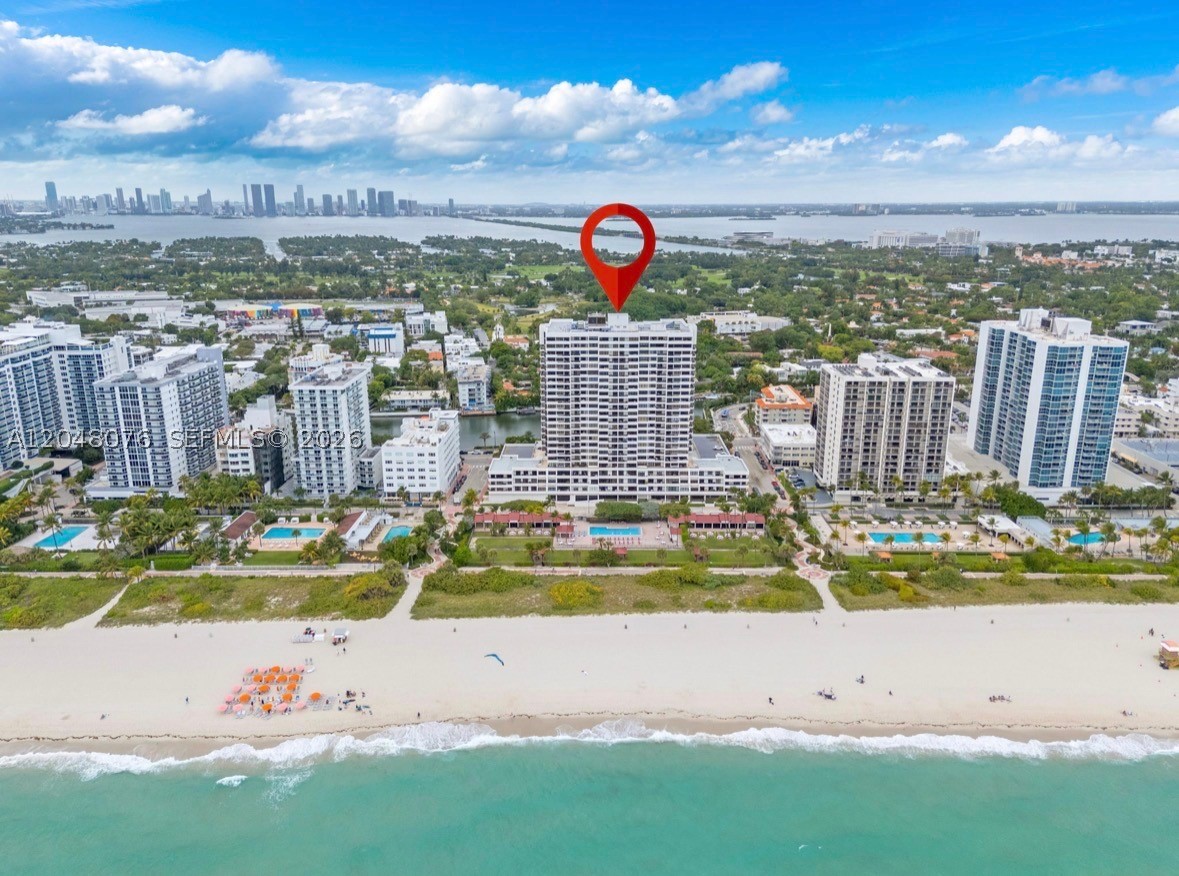 2555 Collins Ave 1101