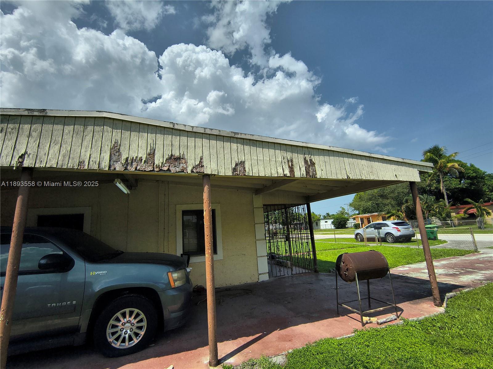 BUNCHE PARK - Residential
