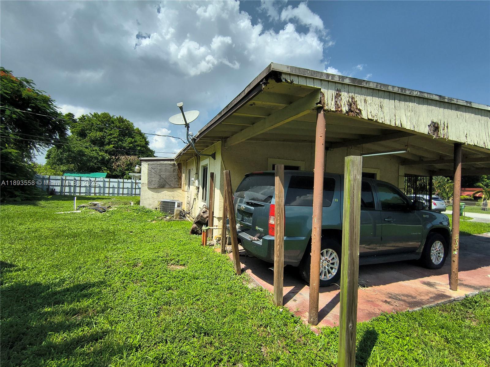 BUNCHE PARK - Residential