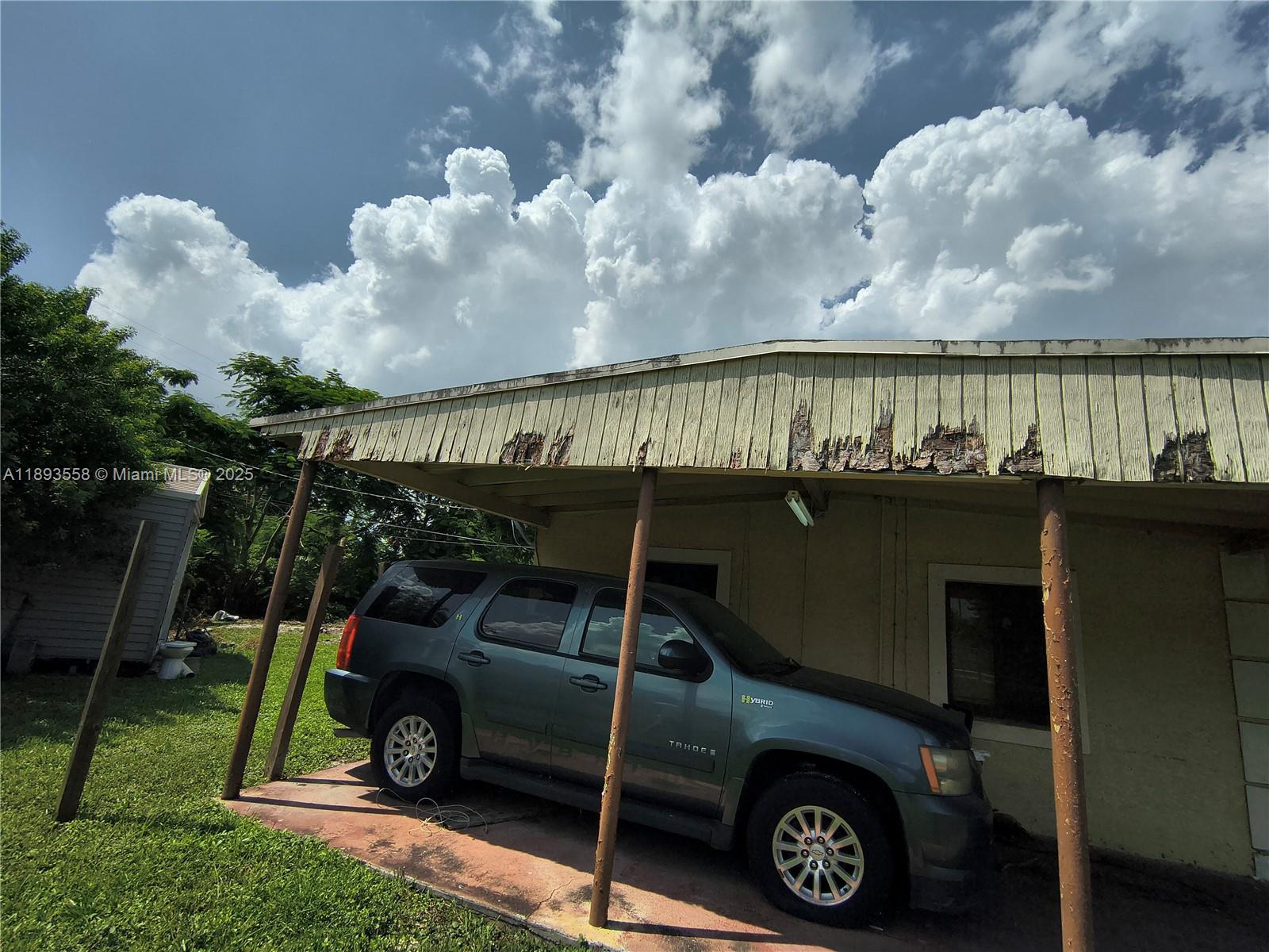 BUNCHE PARK - Residential