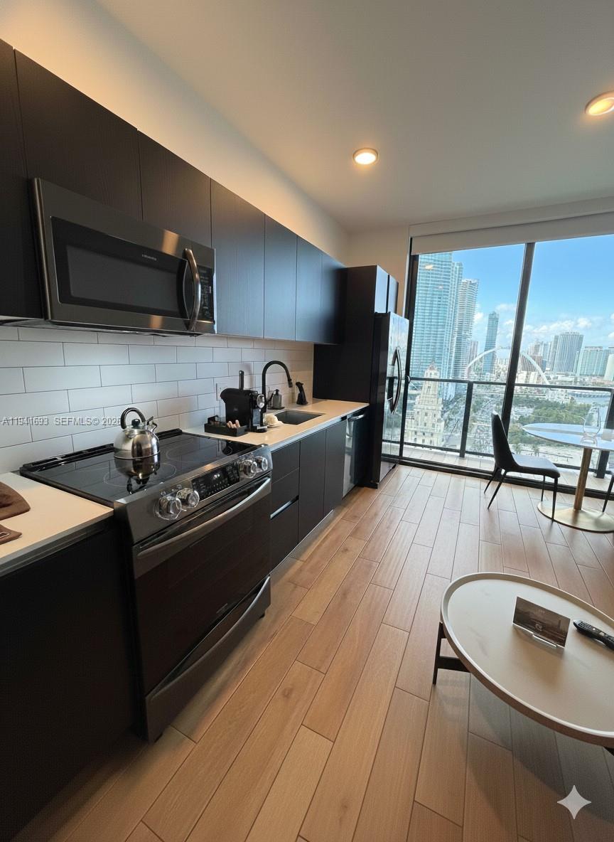 MAP OF MIAMI DADE CO. FL. - Residential