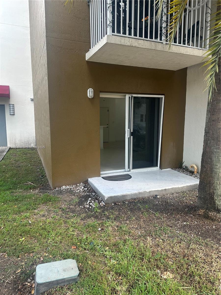 11050 Sw 196th St 113, Cutler Bay, Miami-Dade County, Florida - 2 Bedrooms  
2 Bathrooms - 