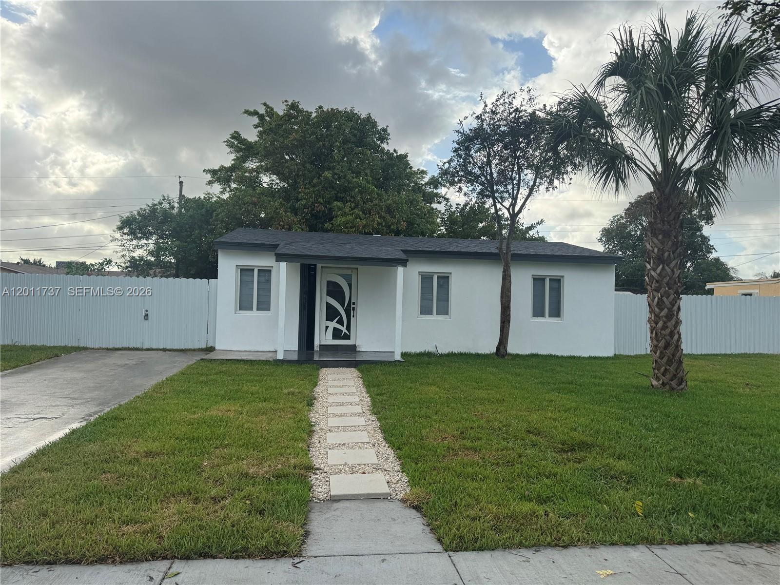 BUNCHE PARK 1ST ADDN PB 53 - Residential