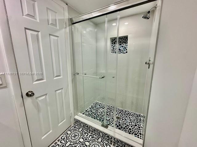 IONIAN PLAZA CONDO - Residential Lease