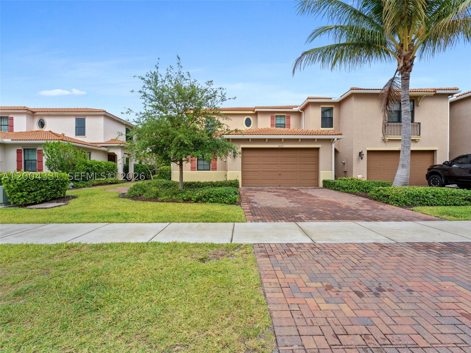 10105 Brickhill Dr