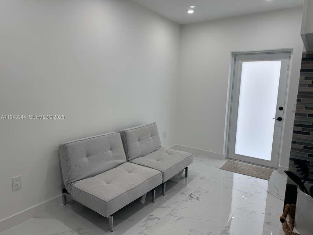 GIR SUB - Residential Lease