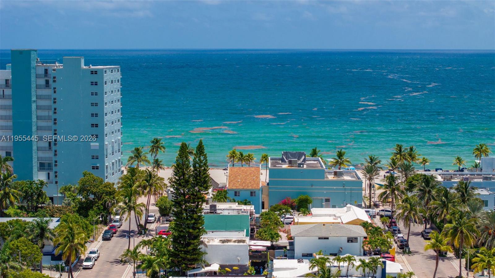 HOLLYWOOD BEACH - Residential