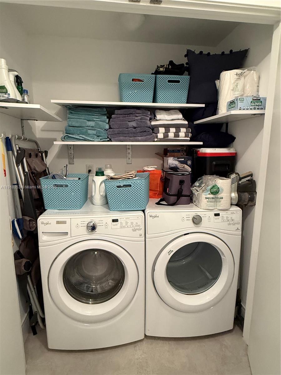 MARINA PALMS RESIDENCES S - Residential