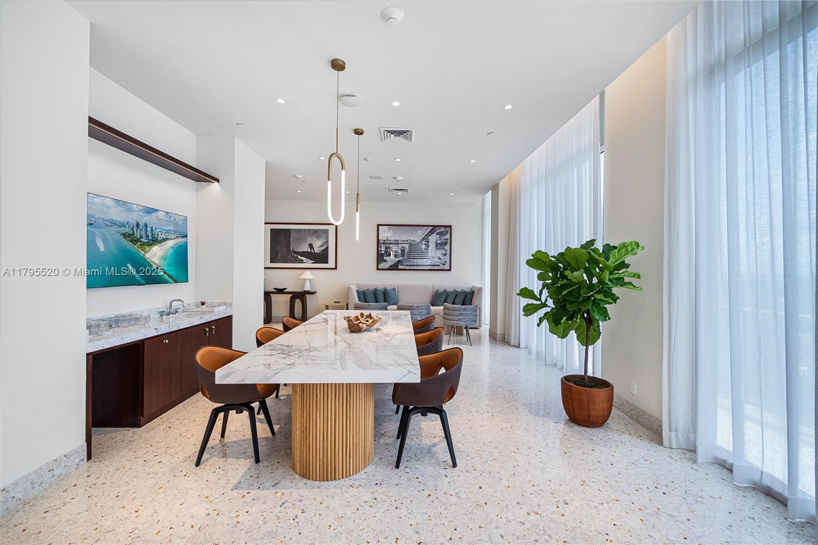 RHODES AMD NEW BISC - Residential