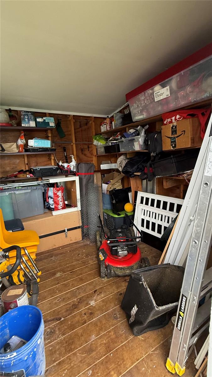 SUNSWEPT ISLE - Residential