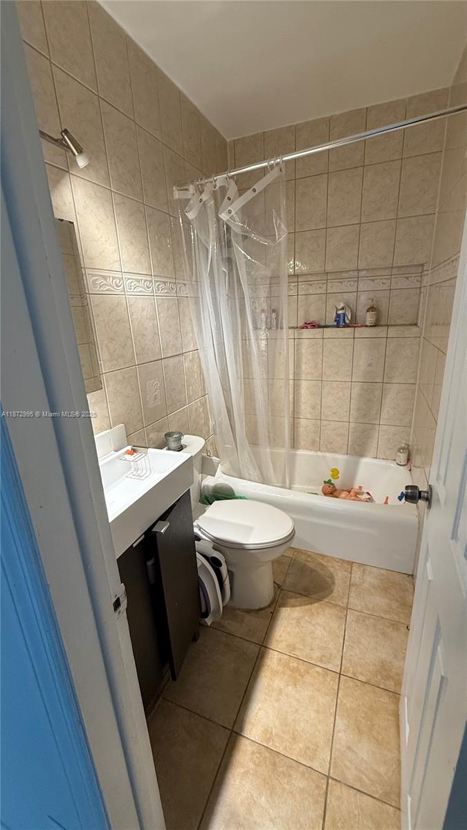 SUNSWEPT ISLE - Residential