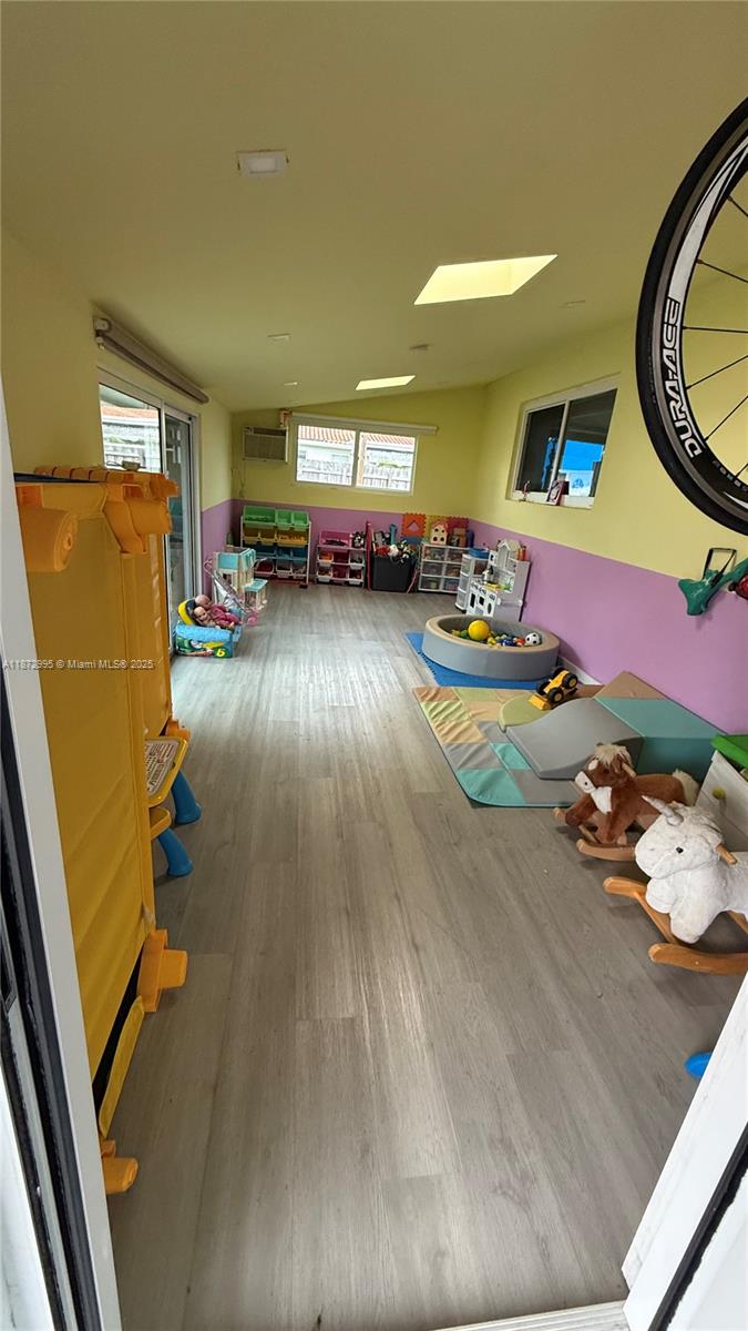 SUNSWEPT ISLE - Residential