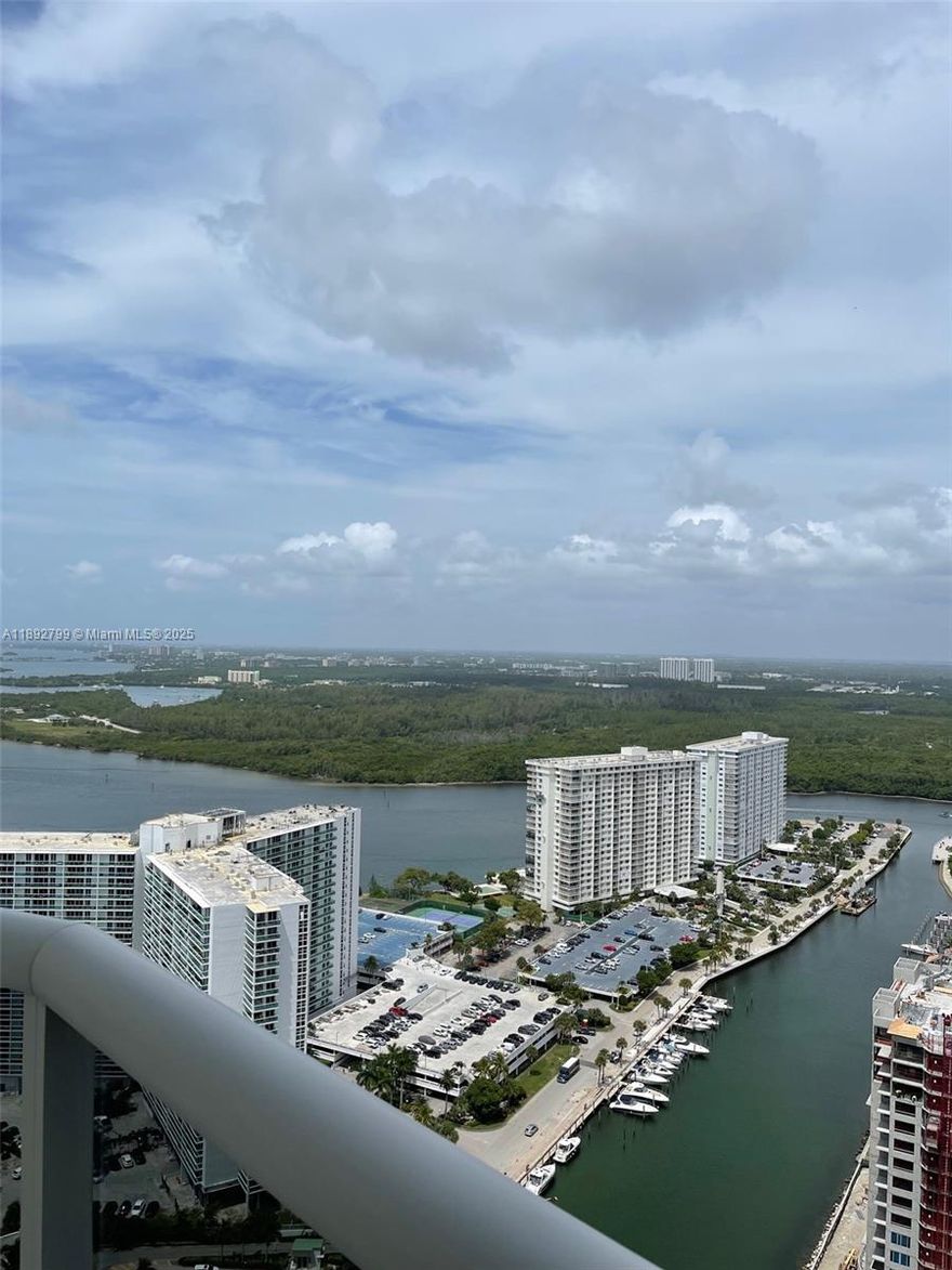 Beautiful 2 bedroom 2 bath in an exclusive building on the Ocean.  11’ ceilings, gorgeous views of the intracoastal. Semi private elevator lobby entry, wolf appliances, open balcony.  Amenities include restaurant, gym/spa, billiard room, and party room.  Easy to show, call listing agent.
