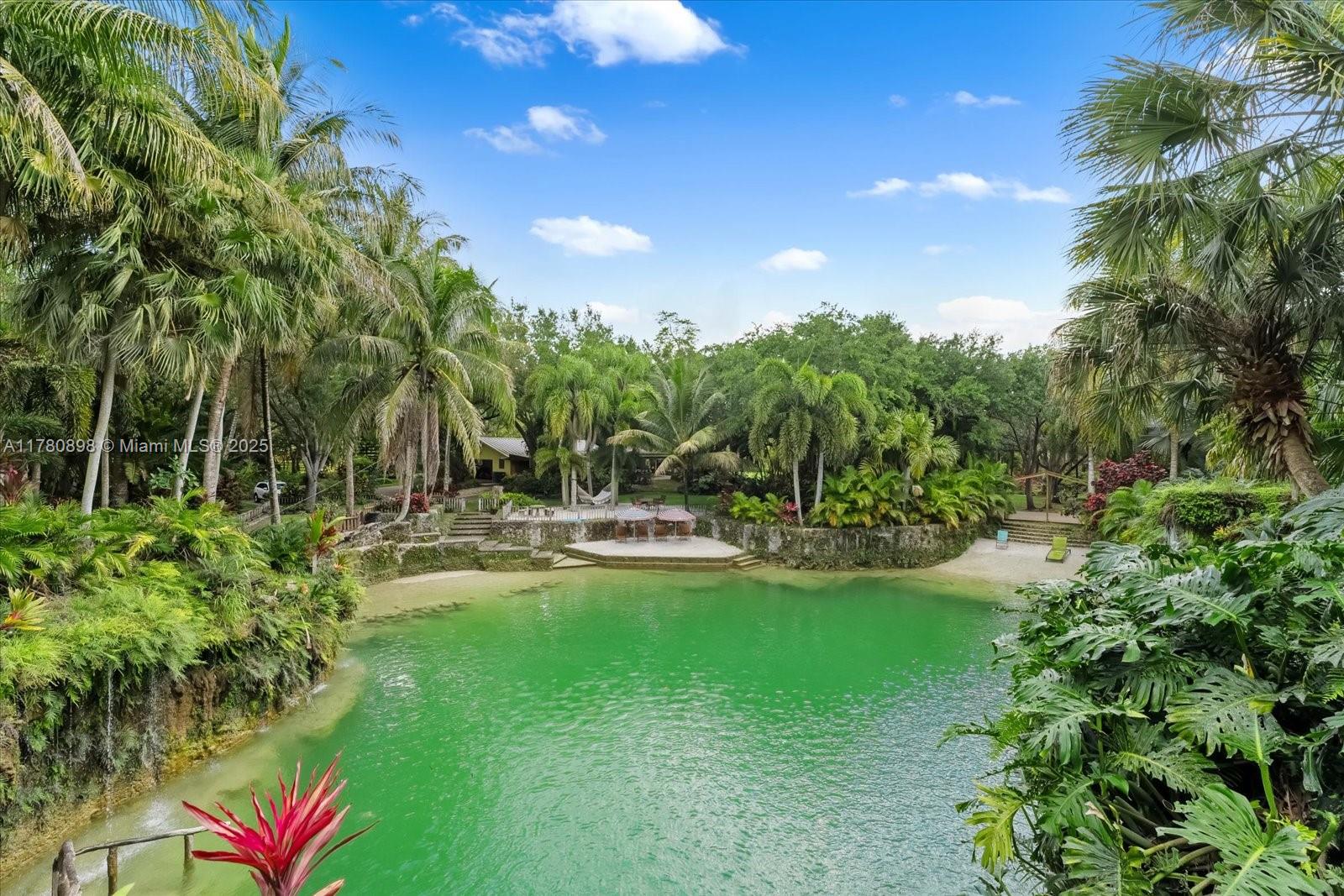 BREEZY OAKS - Residential