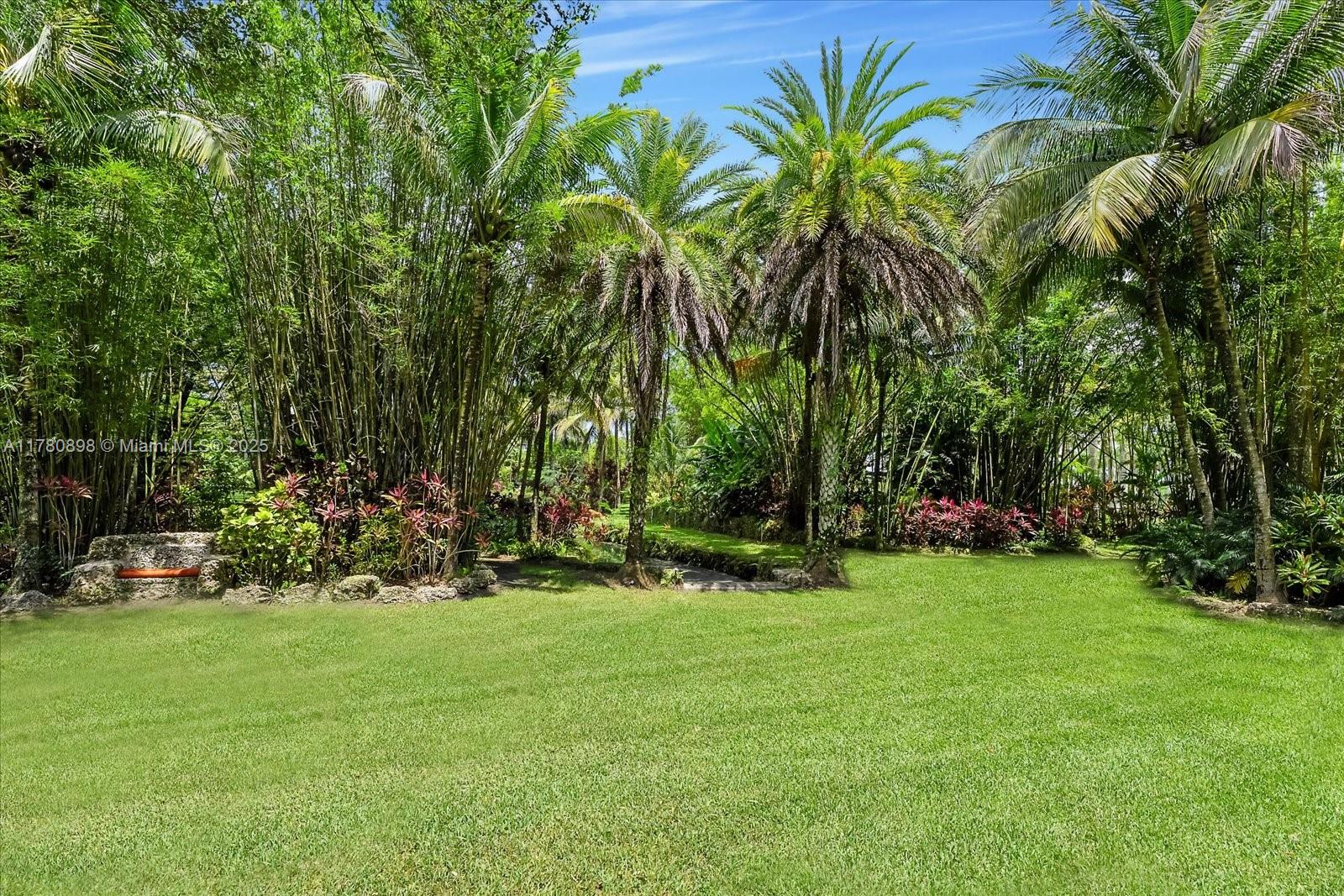 BREEZY OAKS - Residential
