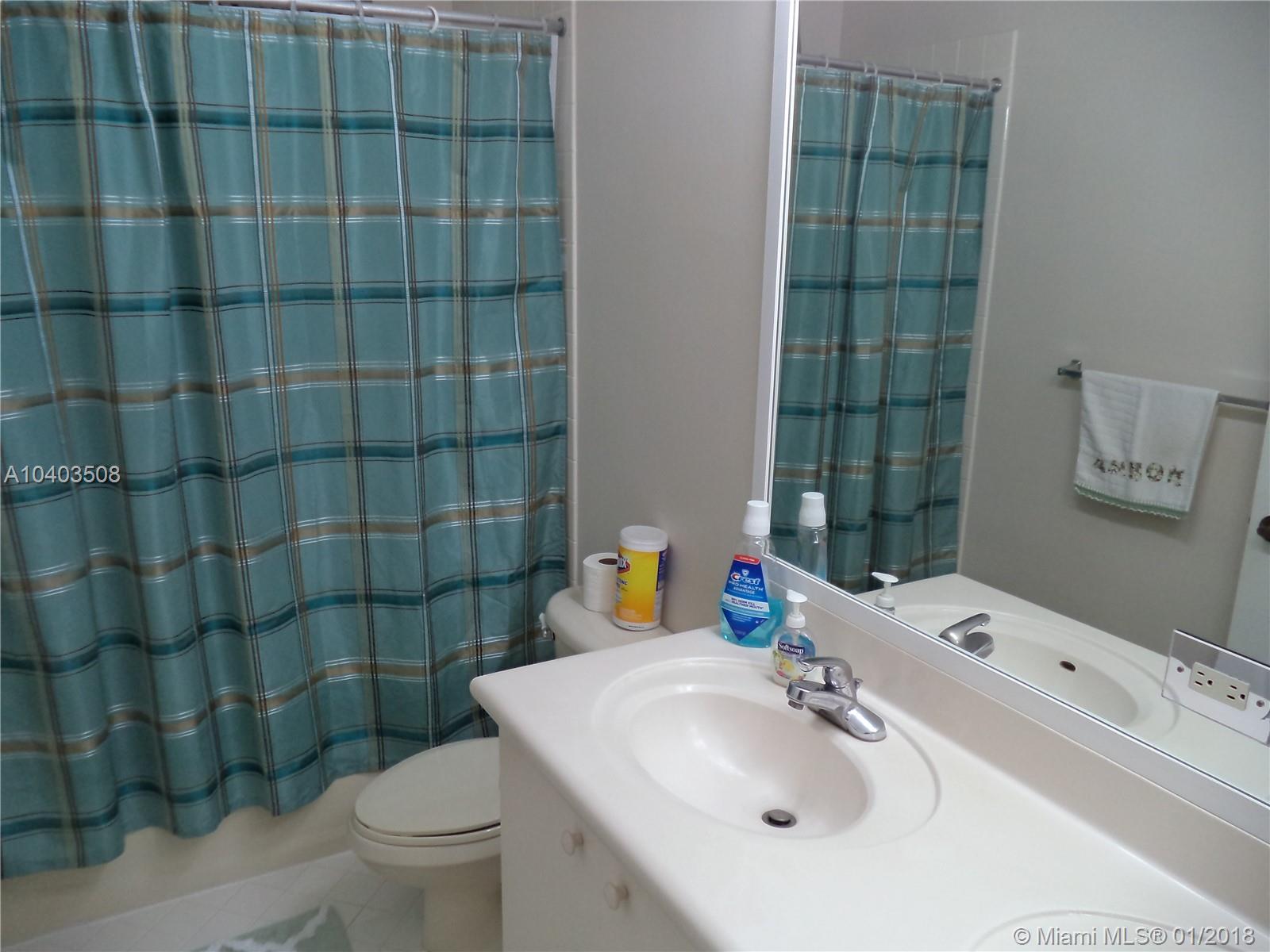 SECTOR 2-PARCELS 12 13 14 - Residential Lease