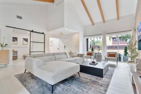 20345 NE 10th Ct Miami FL 33179