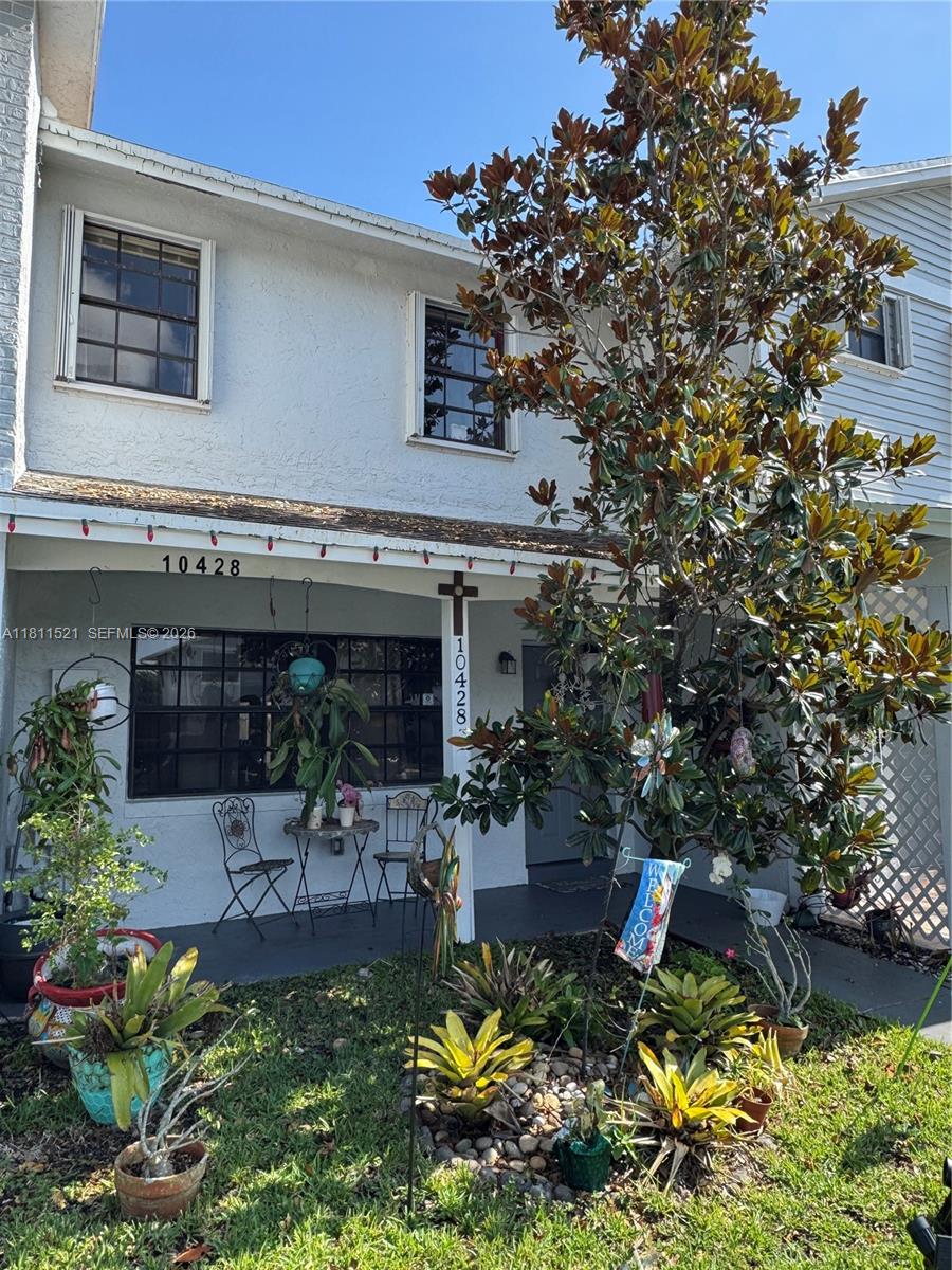 PEMBROKE POINTE SECTION T - Residential