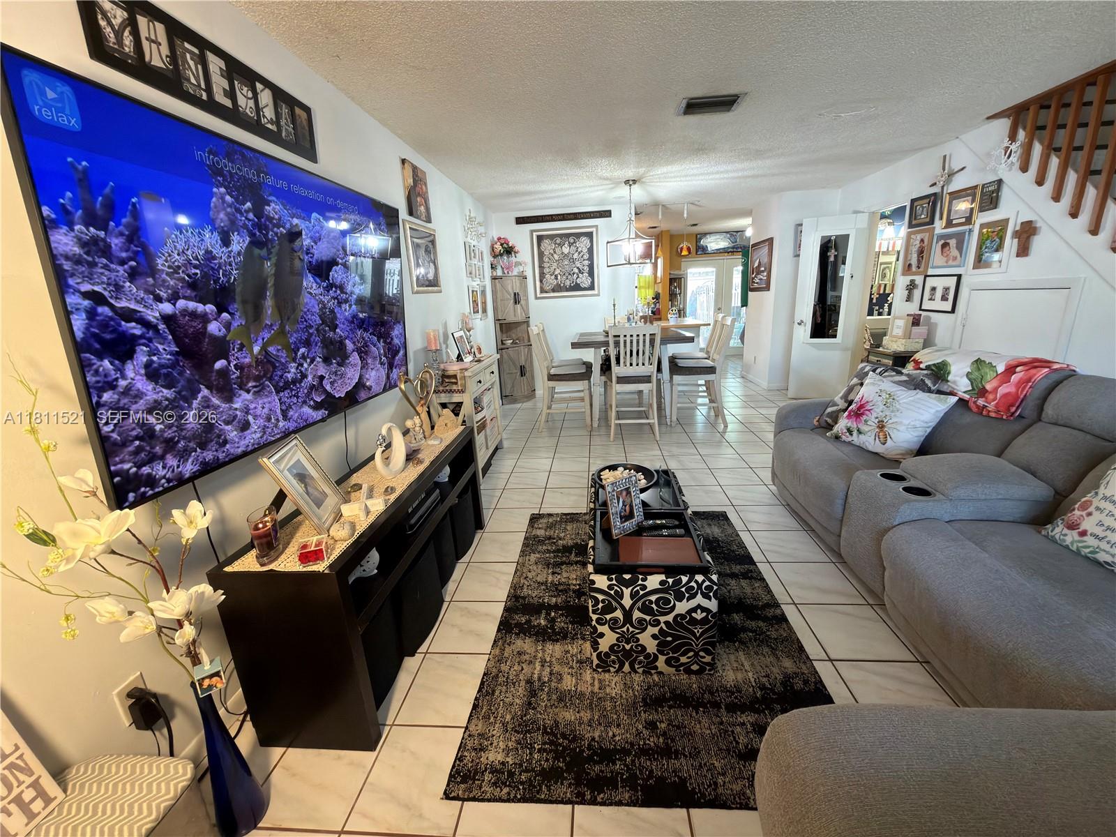 PEMBROKE POINTE SECTION T - Residential