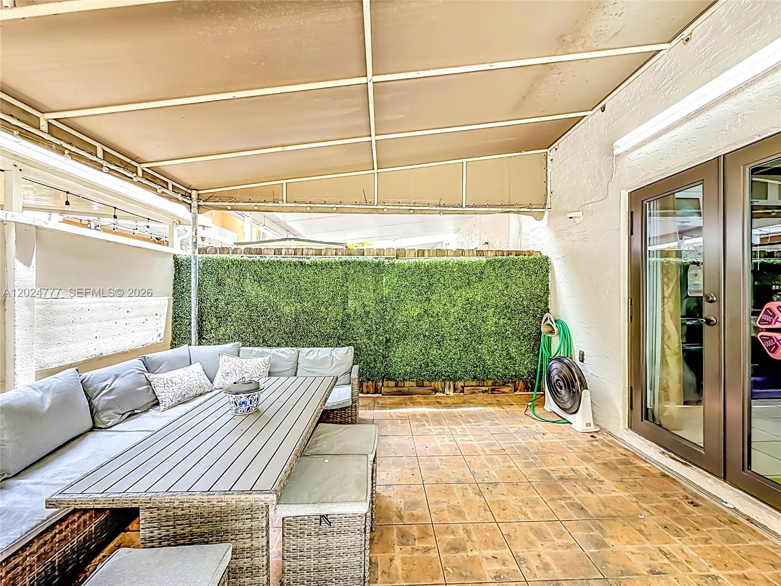 VILLAS CANARIAS II CONDO - Residential