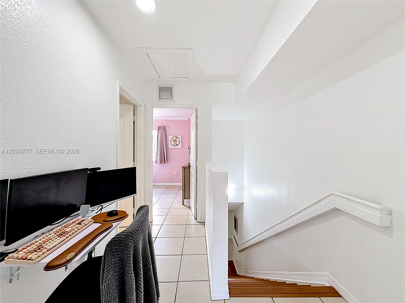 VILLAS CANARIAS II CONDO - Residential