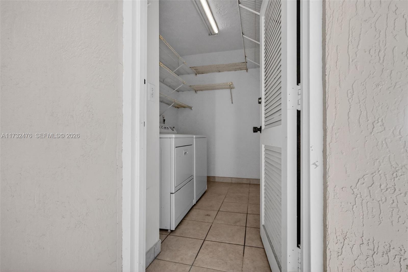 SUMMERTREE VILG CALIF CL - Residential