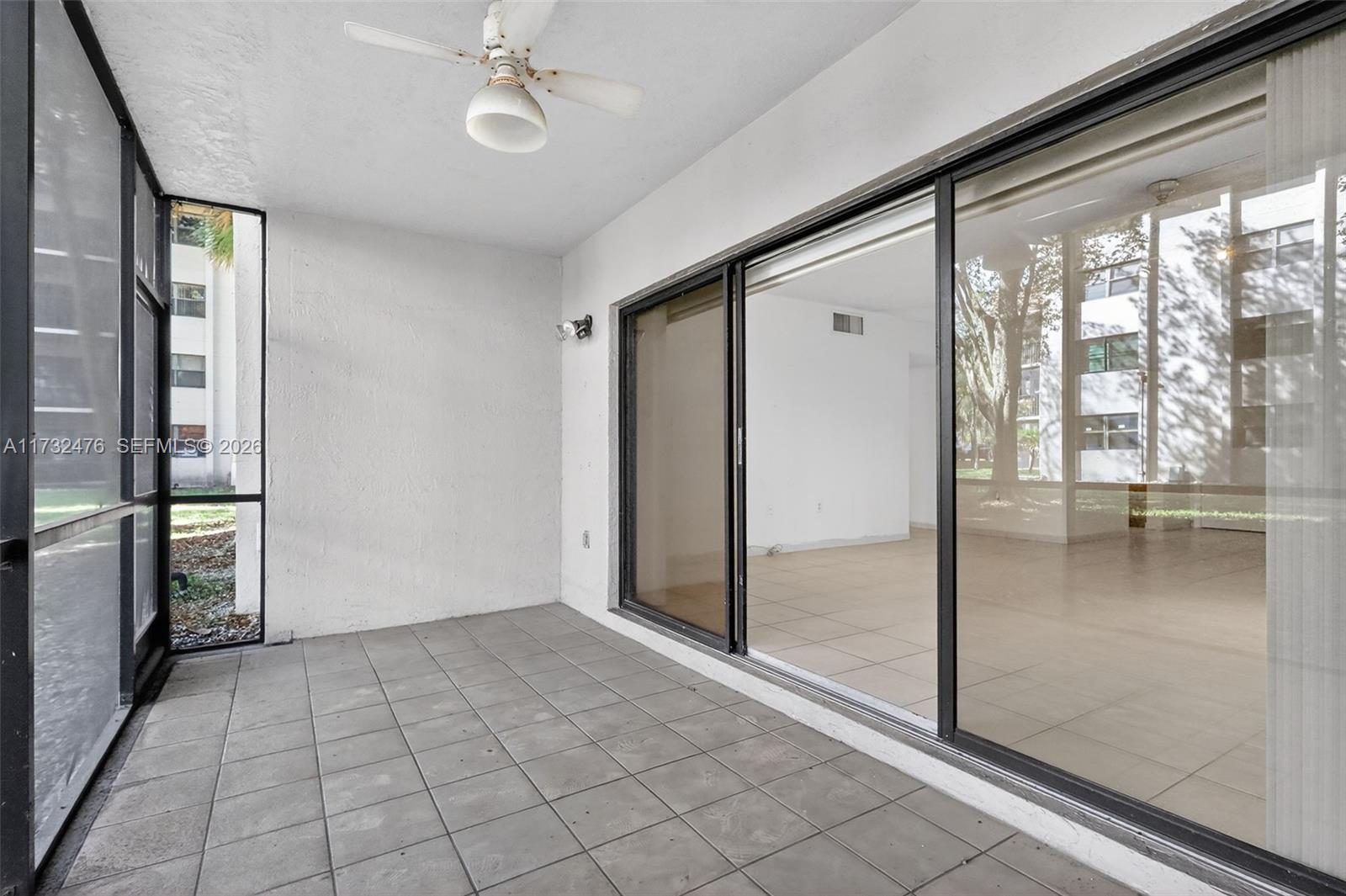 SUMMERTREE VILG CALIF CL - Residential