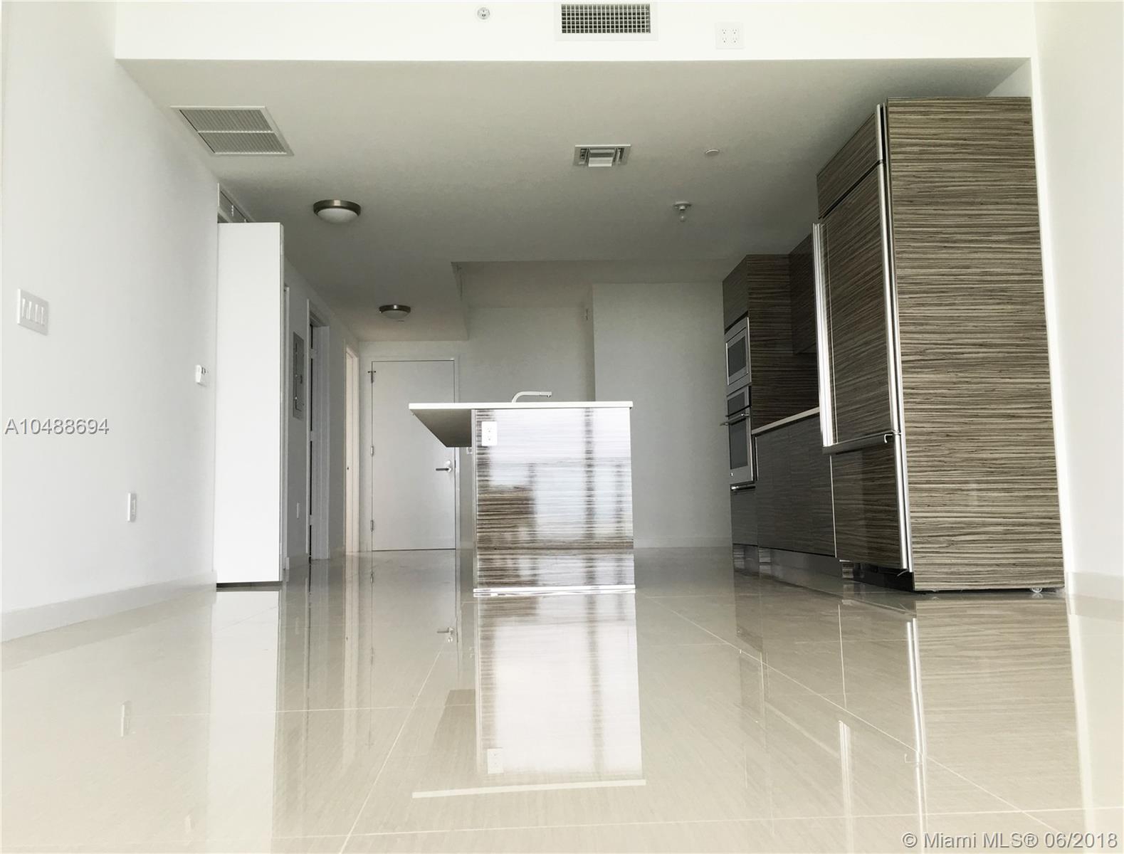 ICON BAY CONDO - Residential Lease