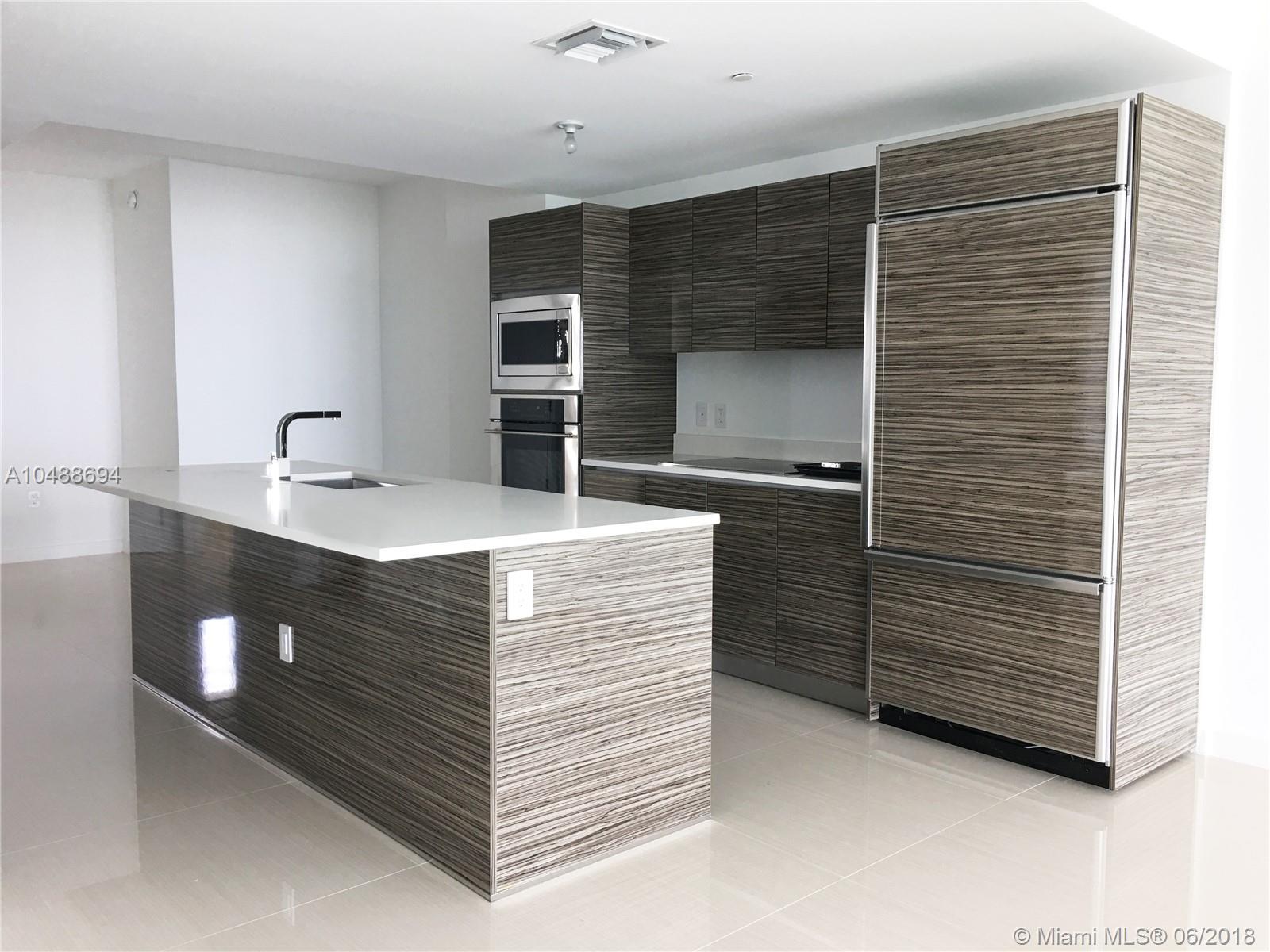 ICON BAY CONDO - Residential Lease