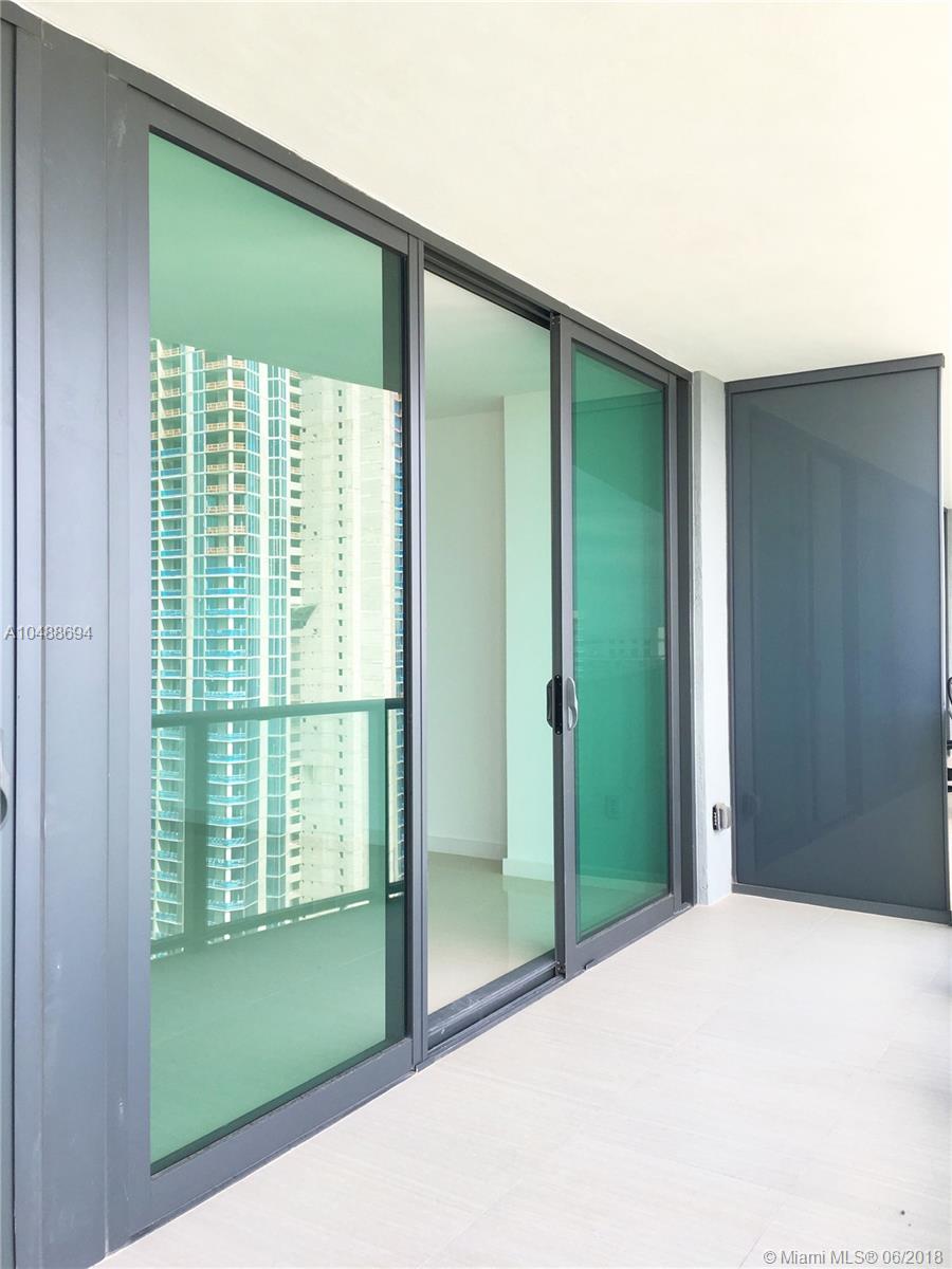ICON BAY CONDO - Residential Lease