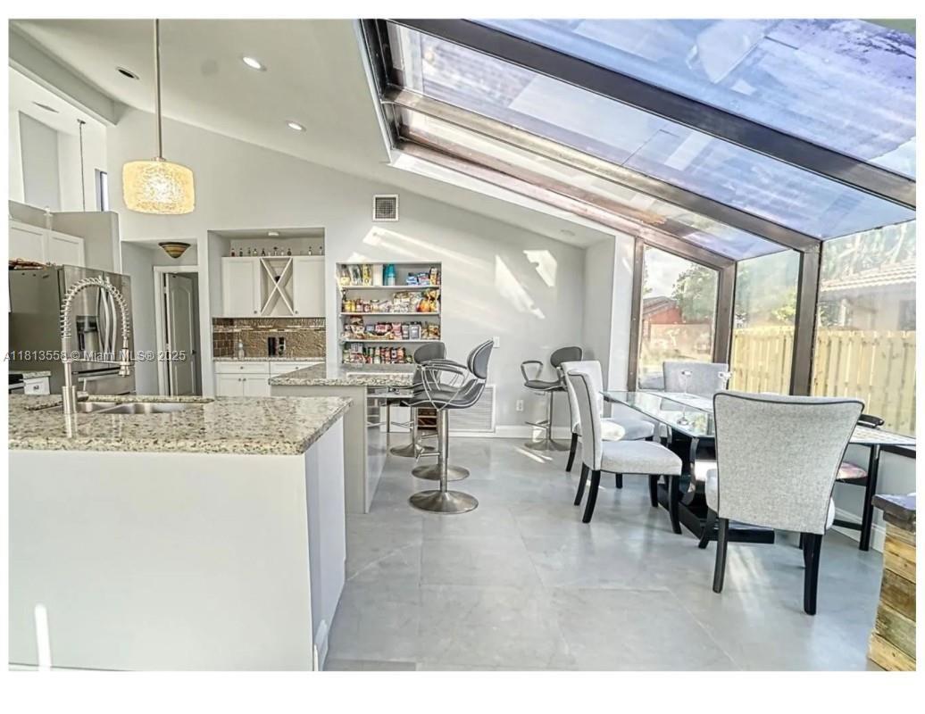 CYPRESS GLEN - Residential