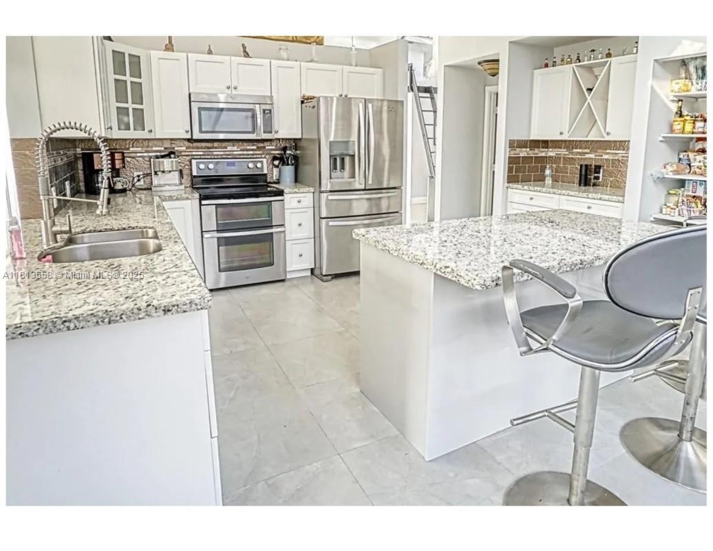 CYPRESS GLEN - Residential