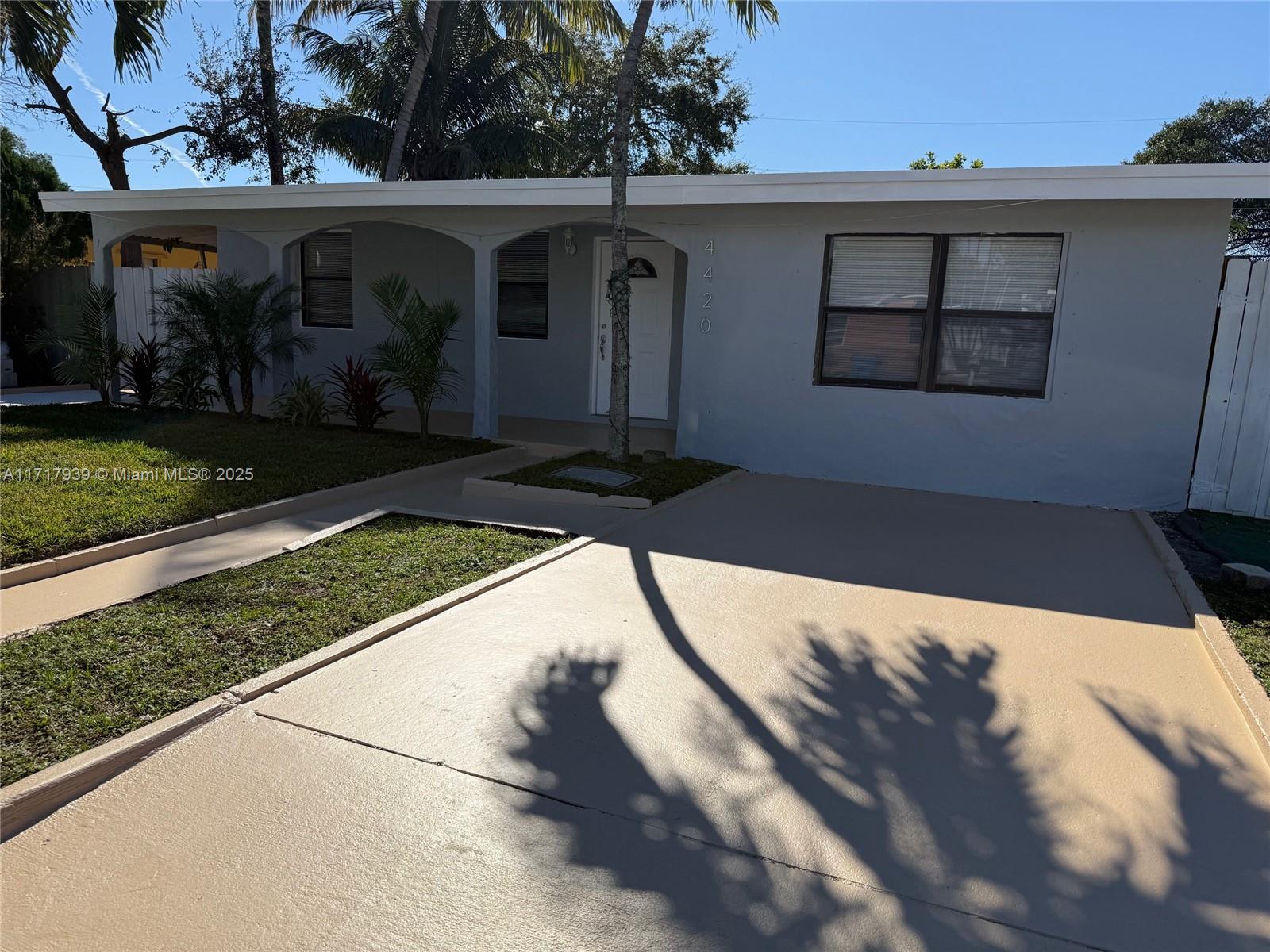 LAKE FOREST SEC ONE - Residential