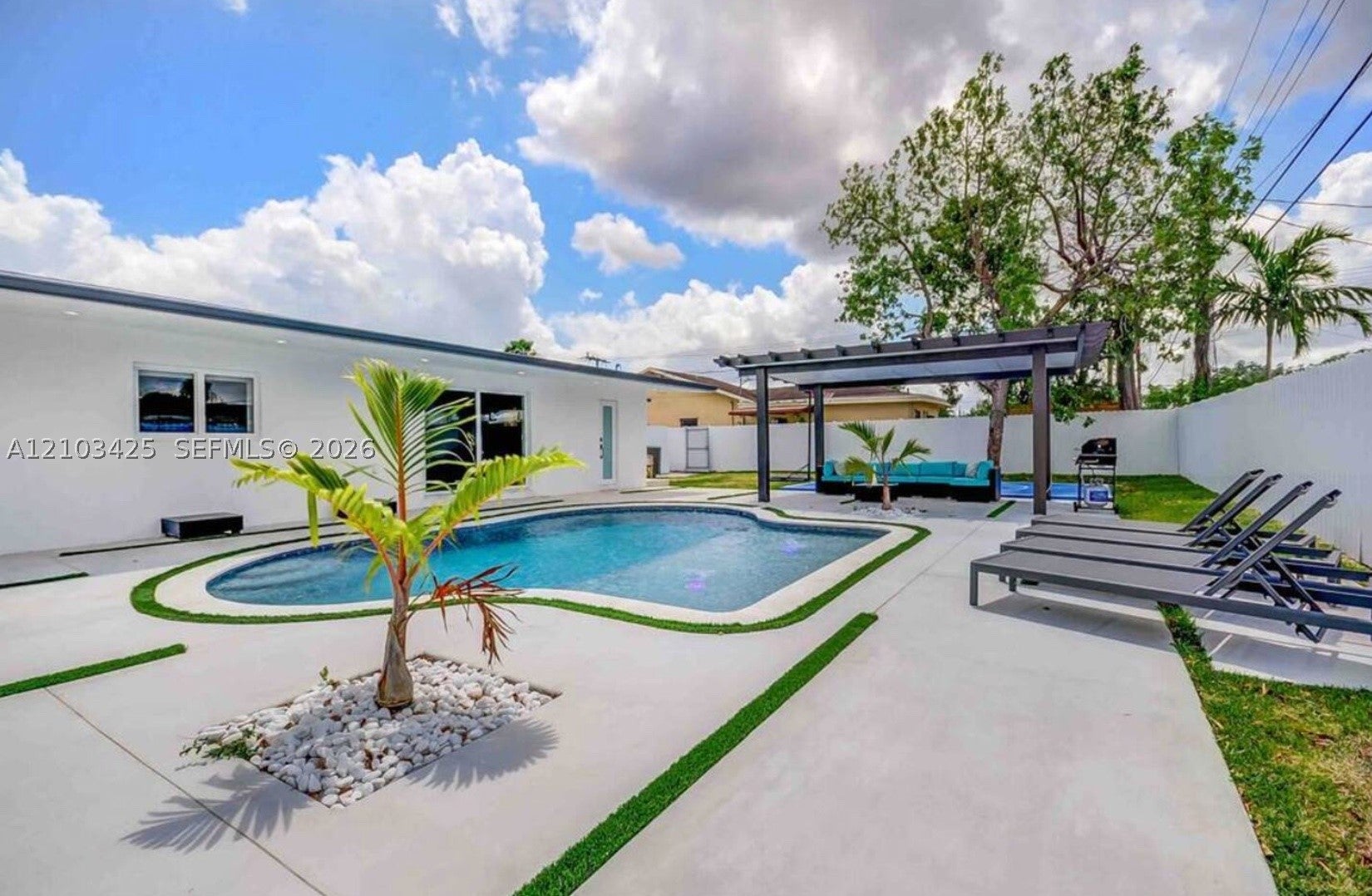 3530 SW 104th Ave 1