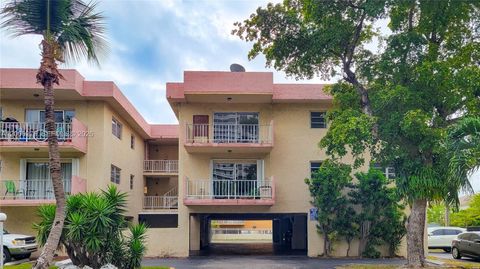 Photo of 3522 NE 171st St #308, North Miami Beach, FL 33160 (MLS # A12006275)