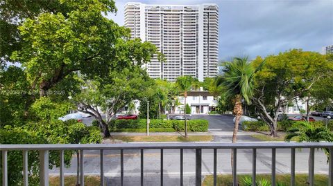 Tiny photo for 3522 NE 171st St #308, North Miami Beach, FL 33160 (MLS # A12006275)