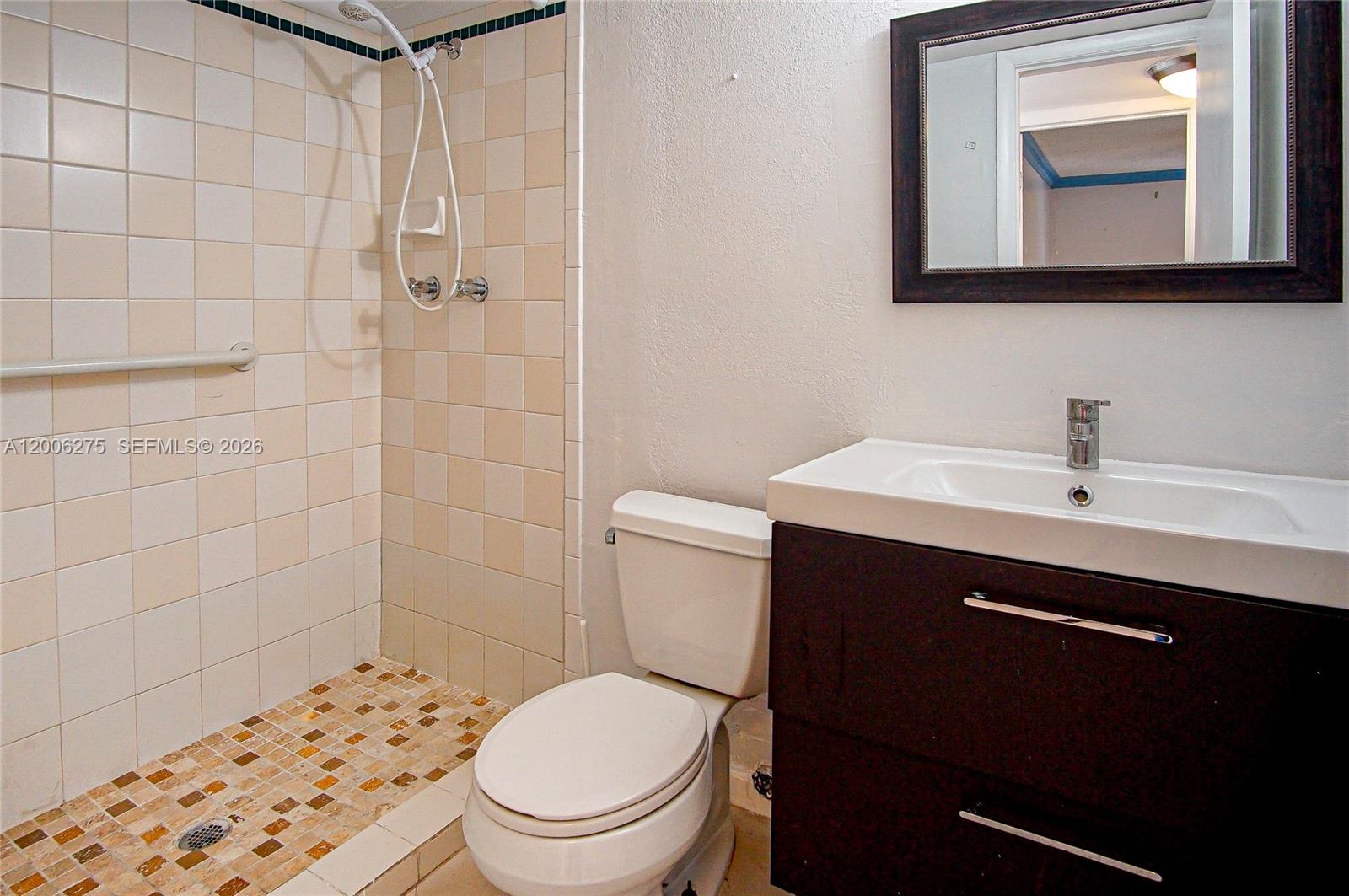 RIVIERA ISLES CONDO - Residential